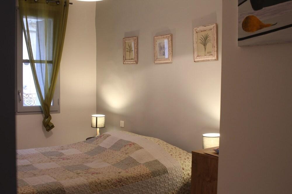 Appartamento Chez Marie Louise Pézenas Esterno foto
